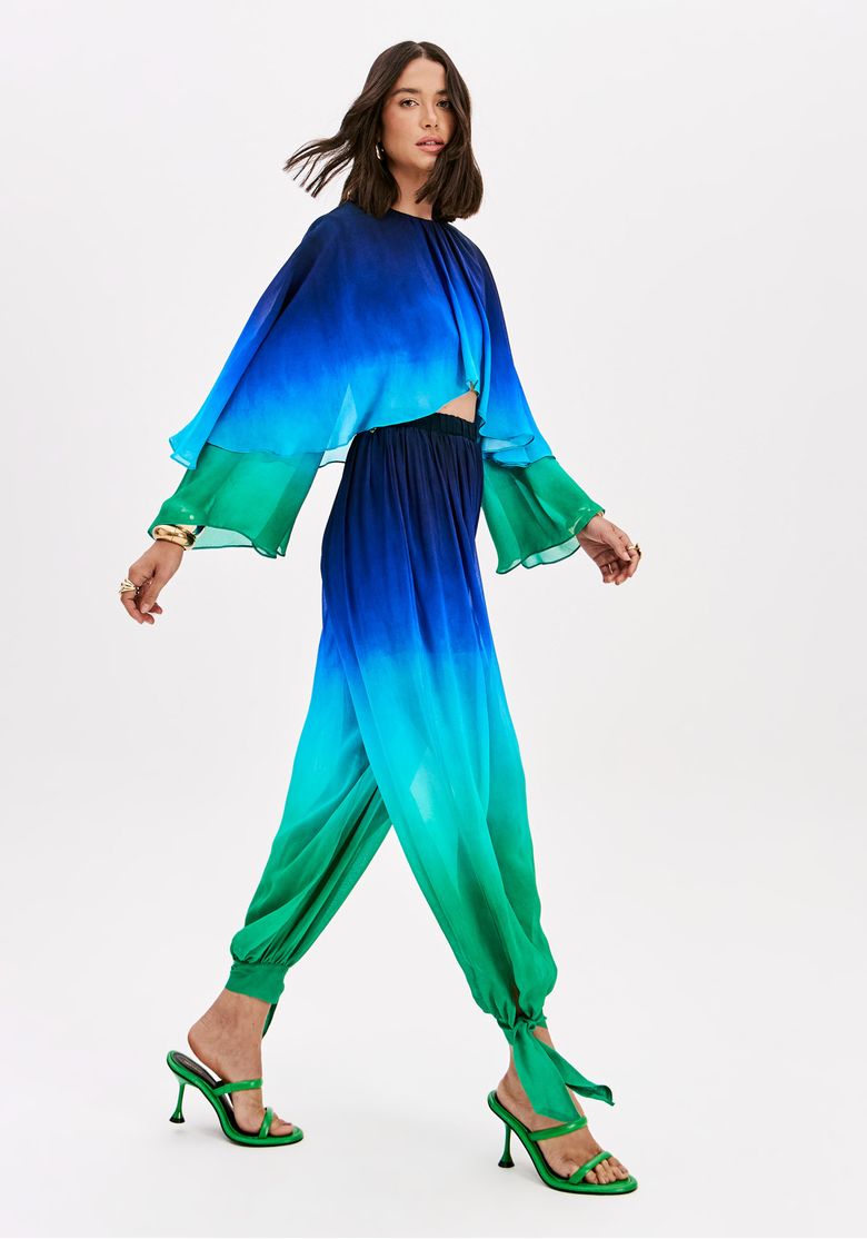 Blusa Ampla Chiffon Com Sobreposição - Lança Perfume