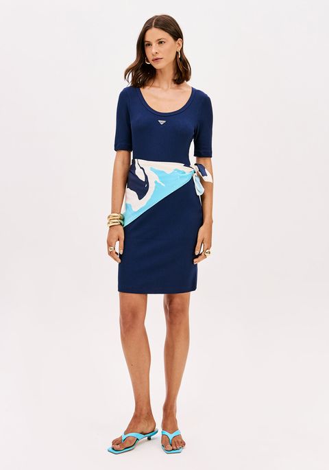 Vestido Canelado Curto De Manga Curta