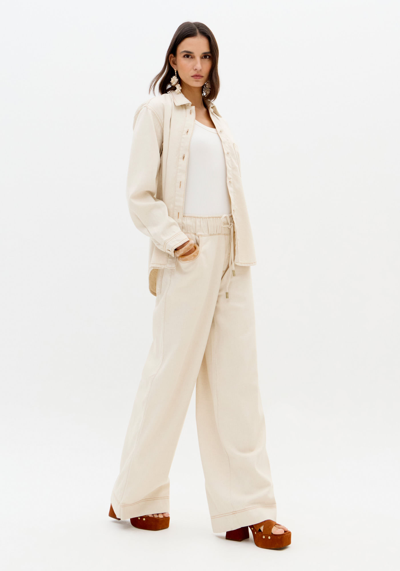 Calça Pantalona Sarja Com Linho