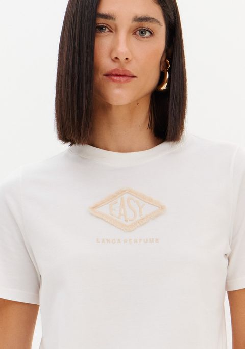 T-shirt Mangas Curtas Com Bordado Easy