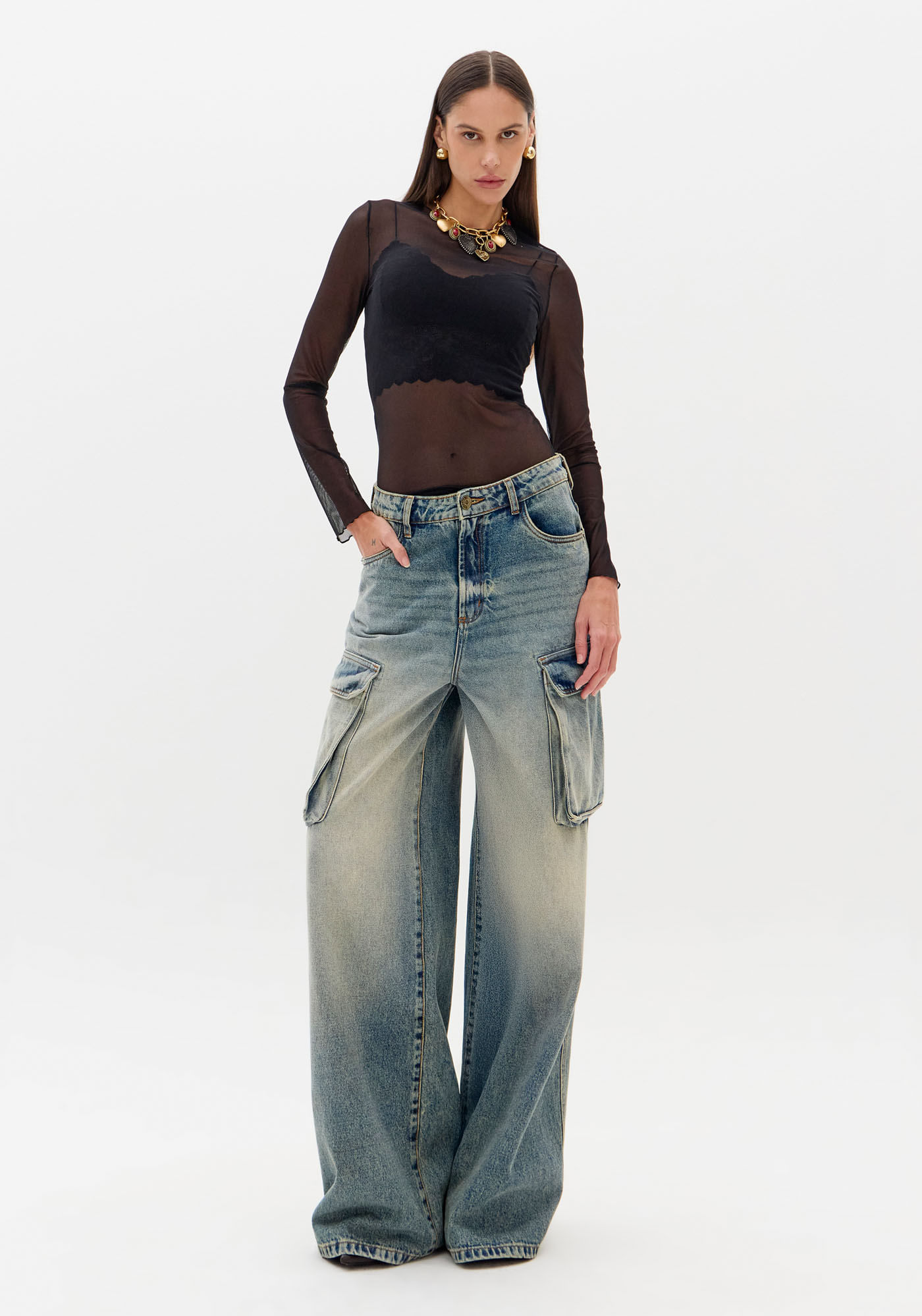 Calça Jeans Relaxed Com Bolsos