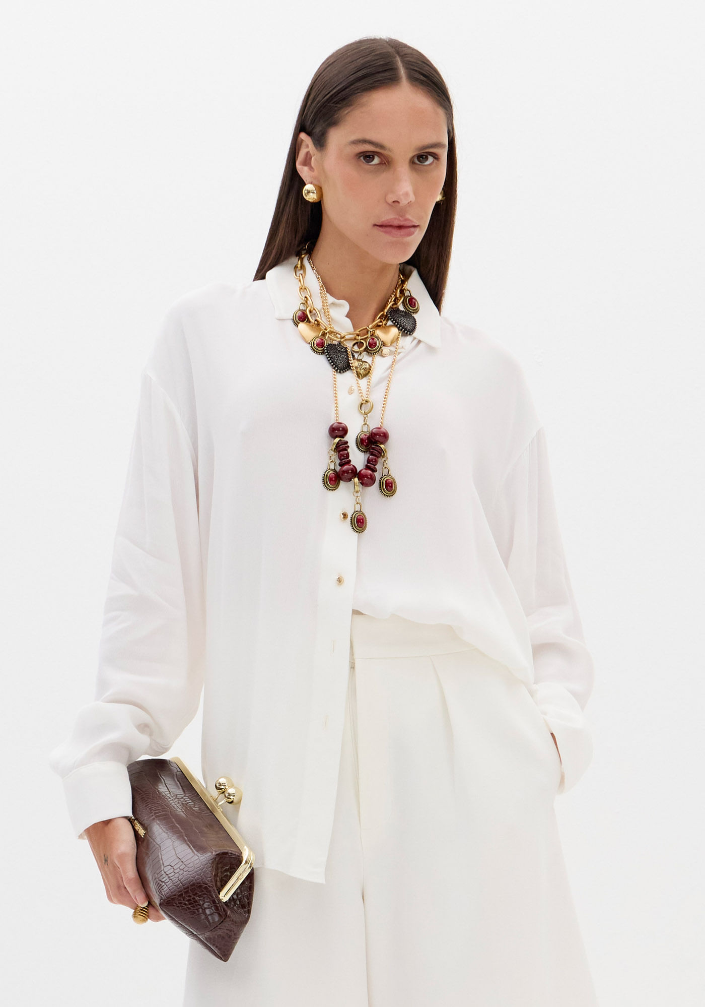 Camisa Tradicional Com Manga Longa