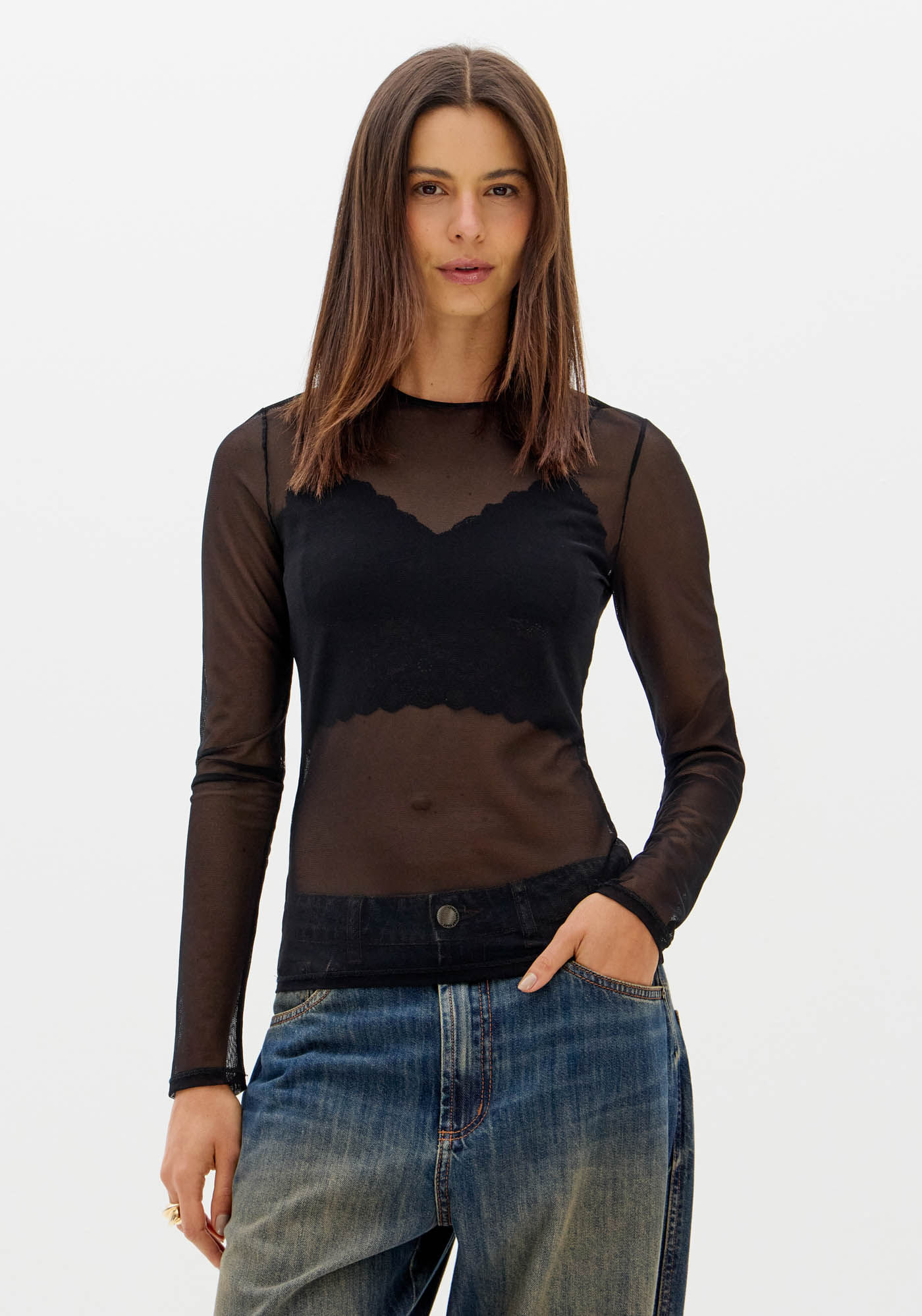 Blusa Tule Com Manga Longa