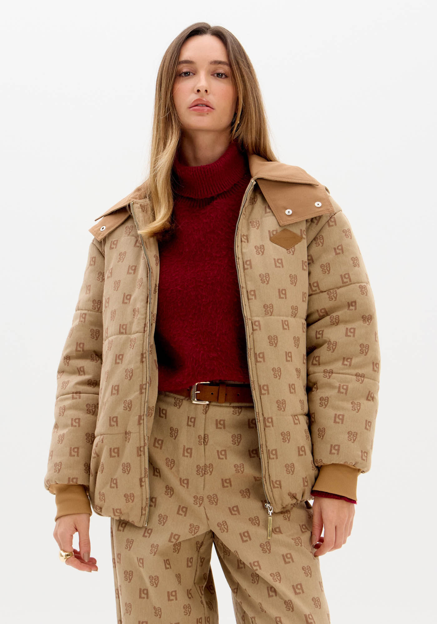 Jaqueta Puffer Monograma Com Capuz