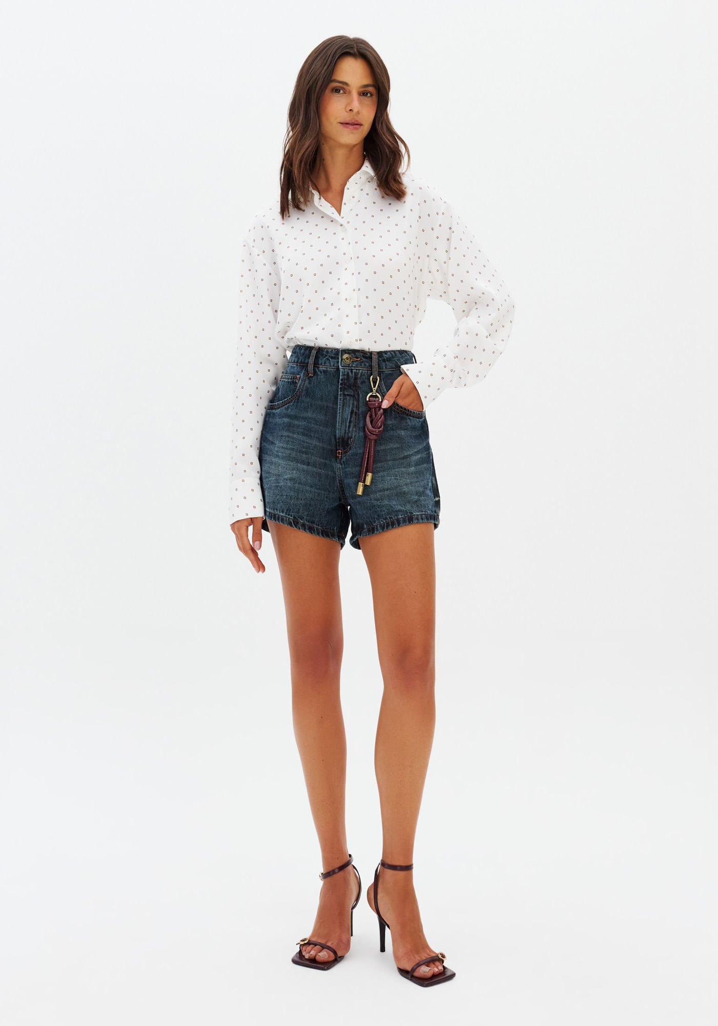 Short Jeans Relaxed Cintura Média
