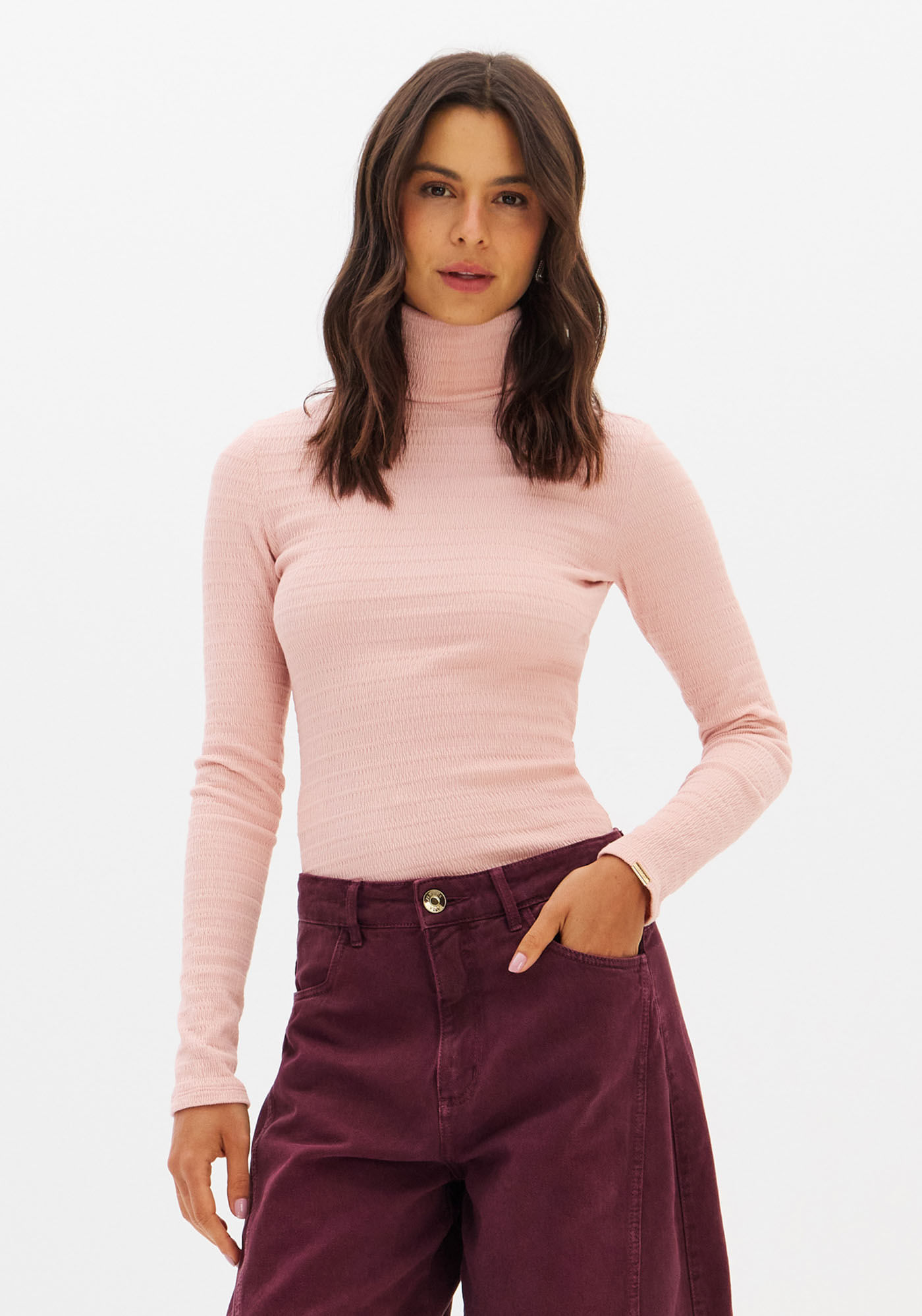 Blusa Canelada Gola Alta Manga Longa