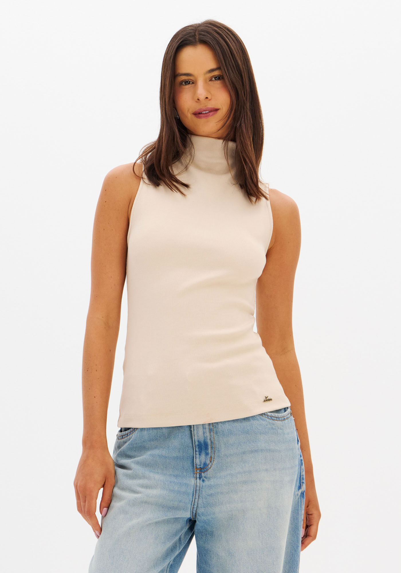 Blusa Sem Manga Gola Alta
