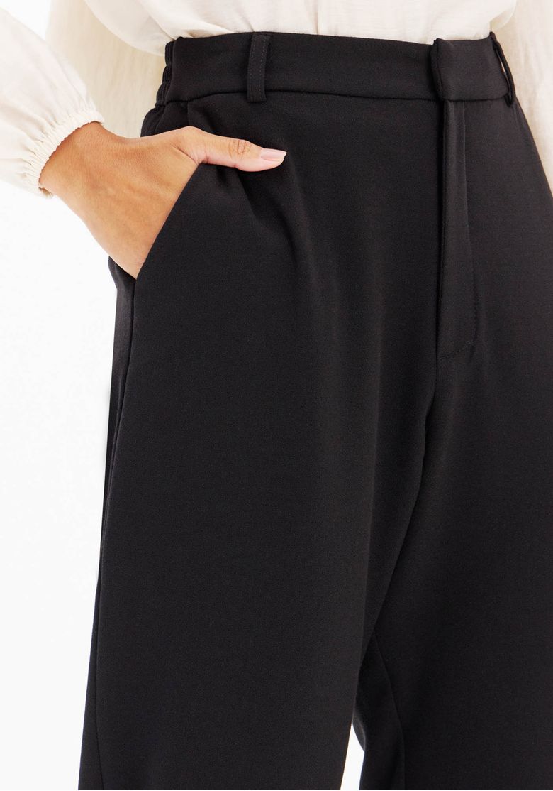 Calça Carrot Cintura Média - Lança Perfume