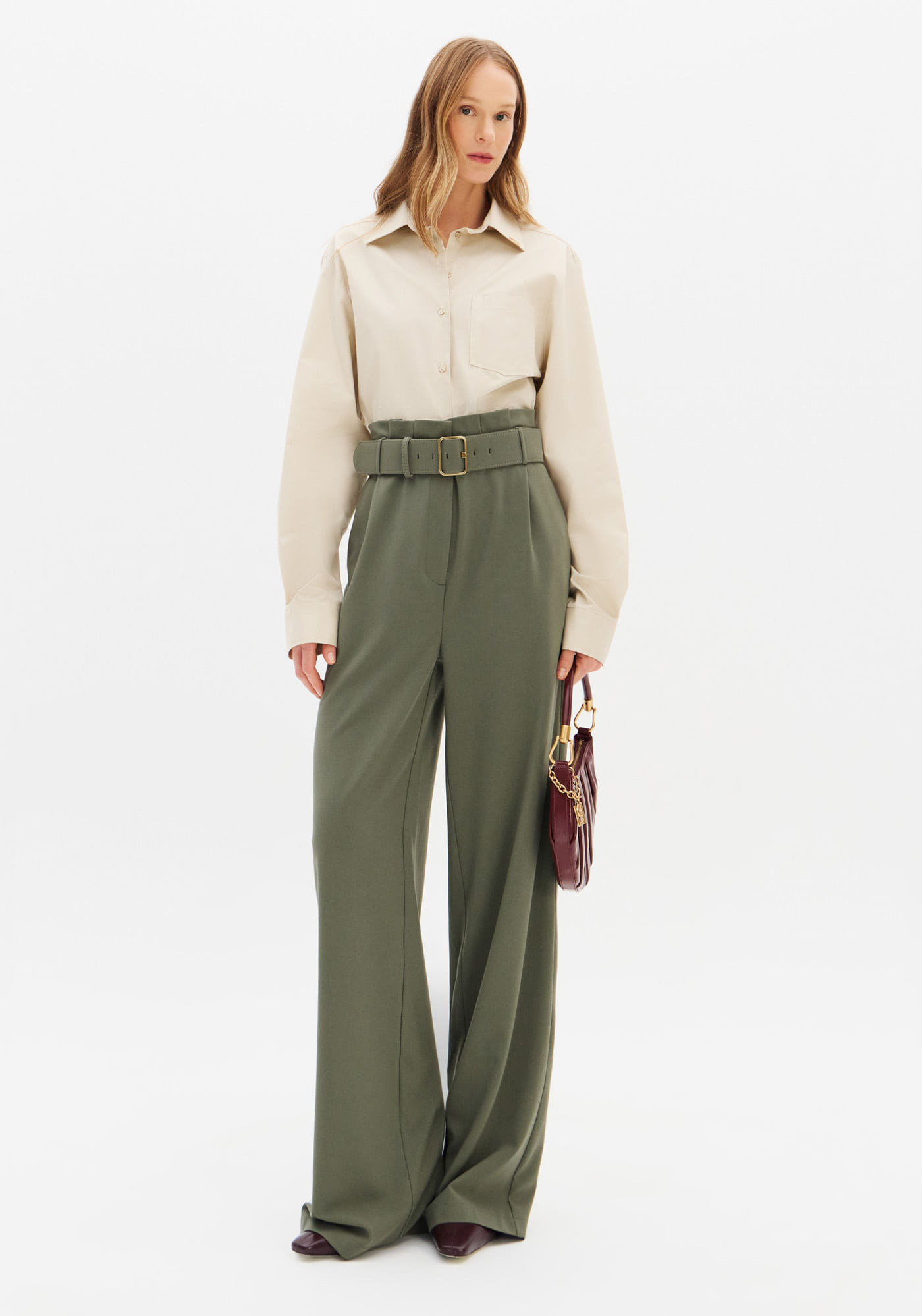 Calça Wide Leg Cintura Alta Clochard Com Cinto