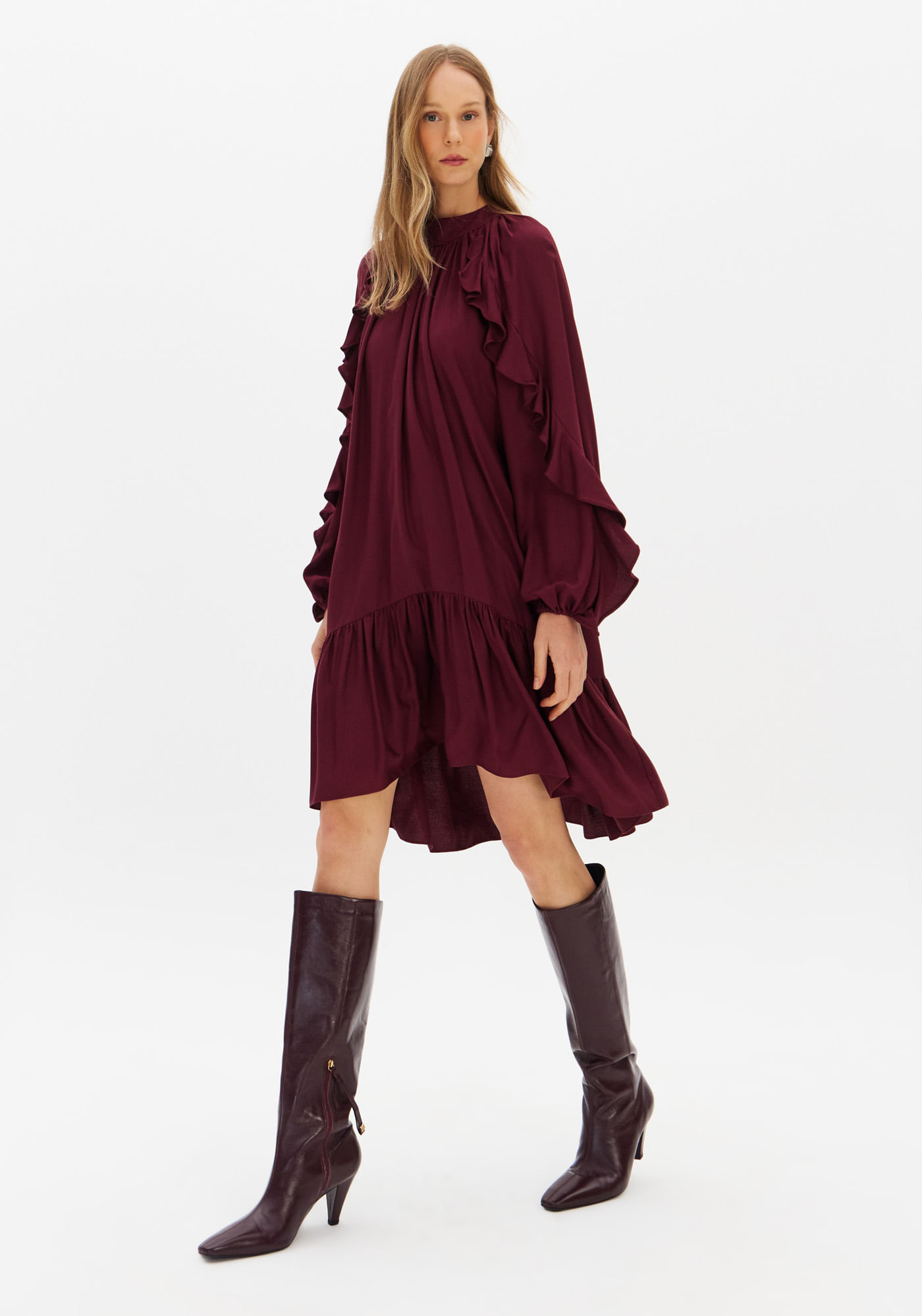 Vestido Curto Manga Longa Com Babados