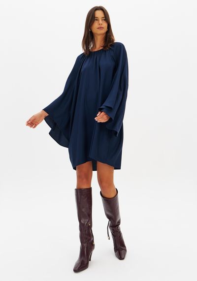 Vestido Curto Solto Manga Longa De Crepe