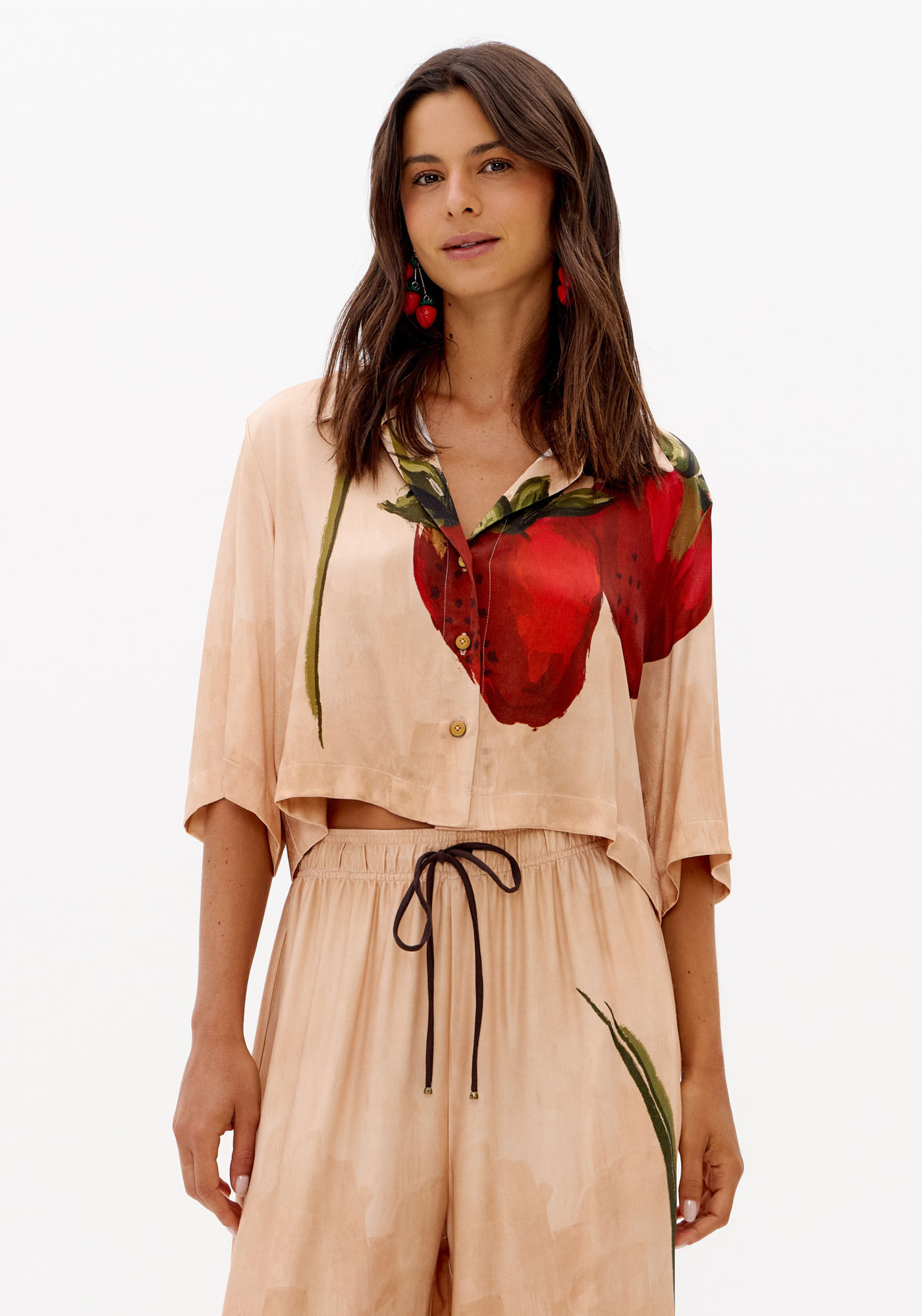 Camisa Cropped Com Estampa Morango