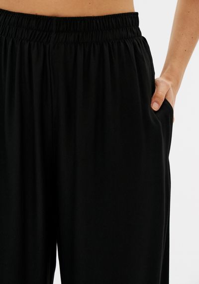 Calça Wide Leg Cintura Alta De Viscose