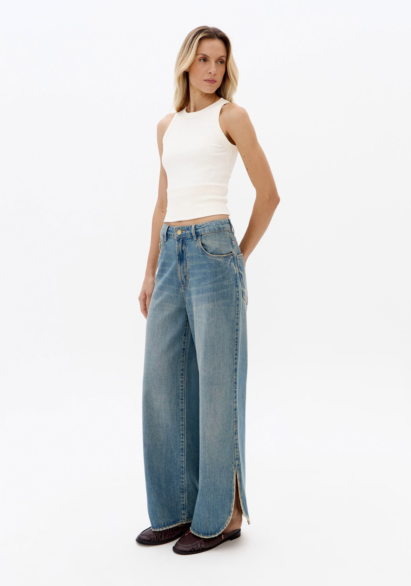 Calça Jeans Wide Leg Cintura Média