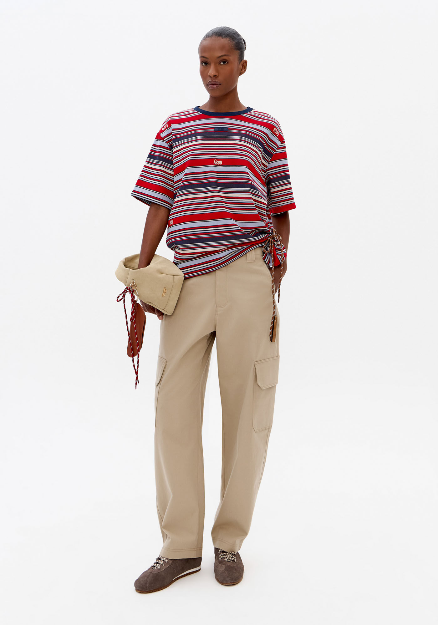 Calça Baggy Com Bolsos De Zíperes