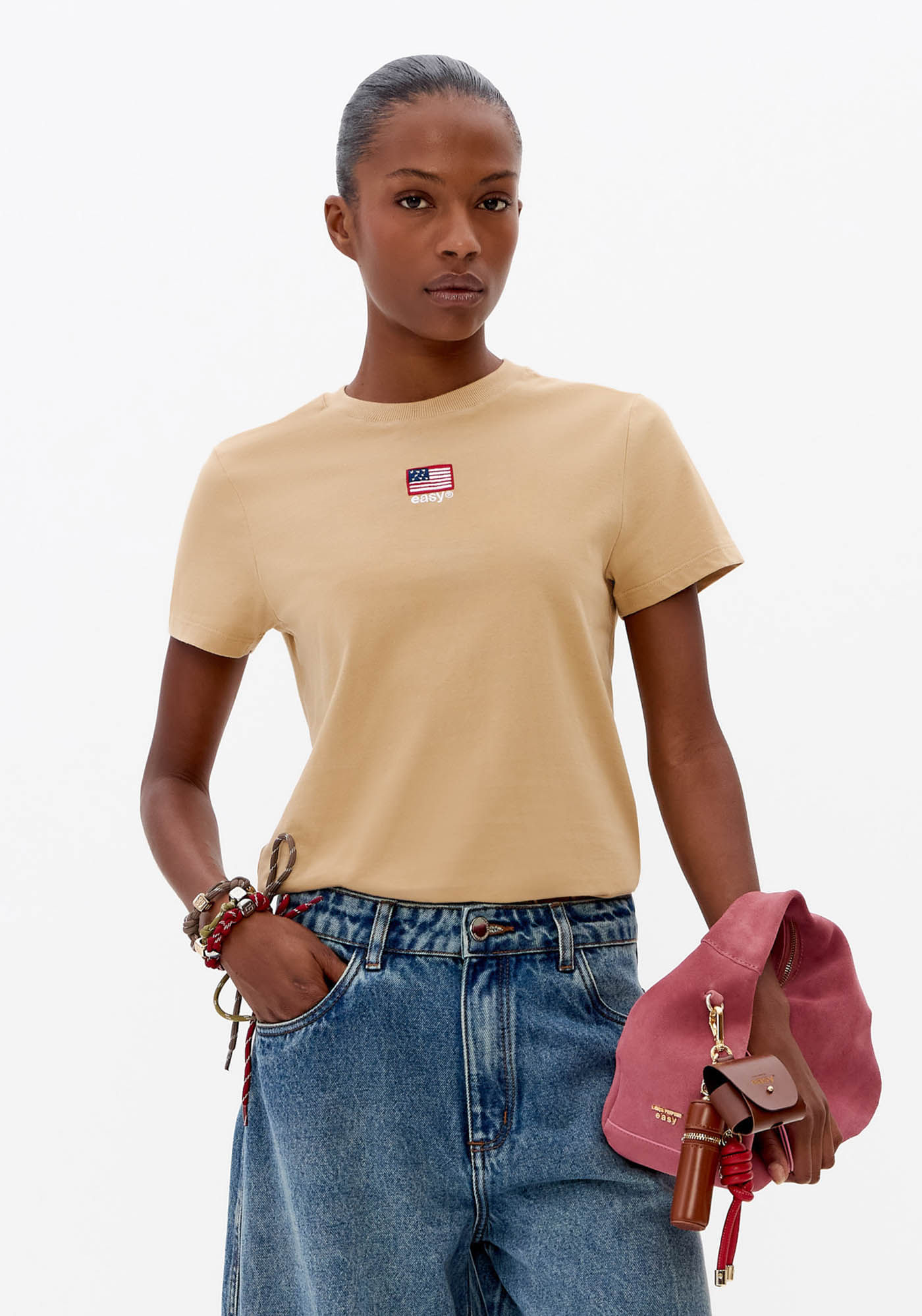 T-Shirt Baby Look Com Bordado