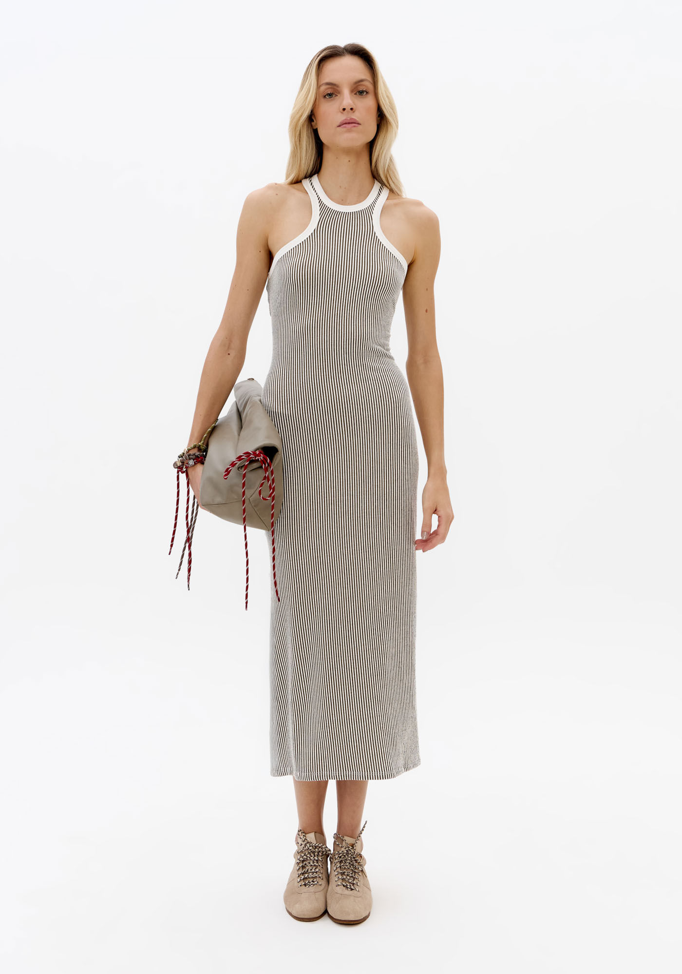 Vestido Midi Sem Manga Com Linho