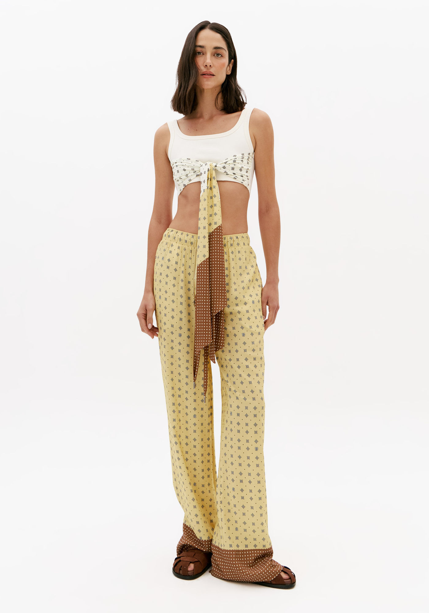 Calça Reta Cintura Média Estampada